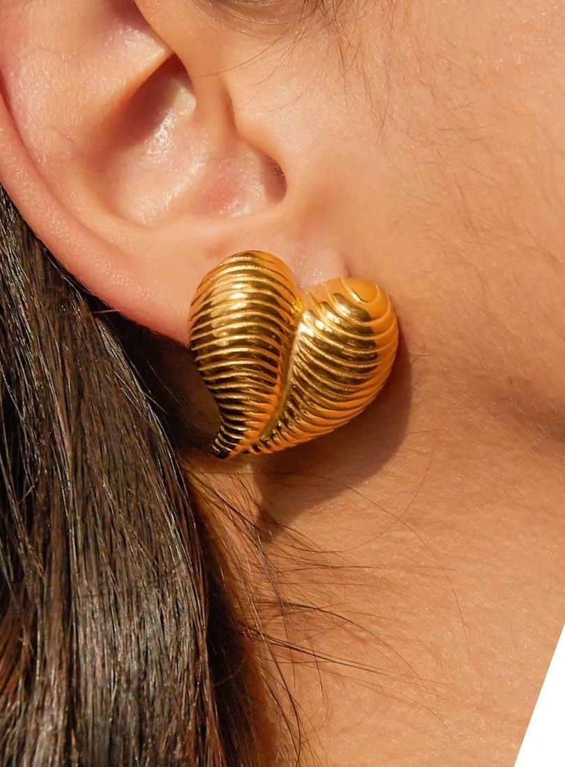 EARING